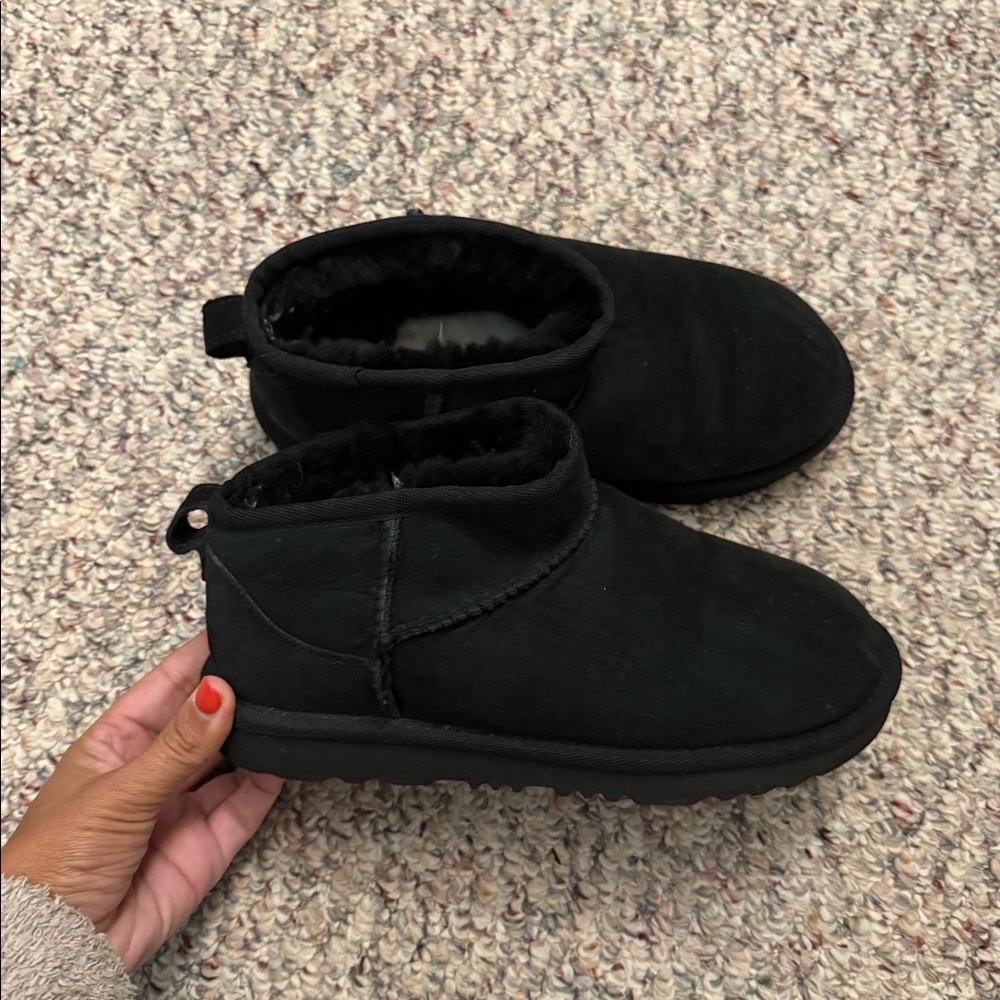 Ugg mini